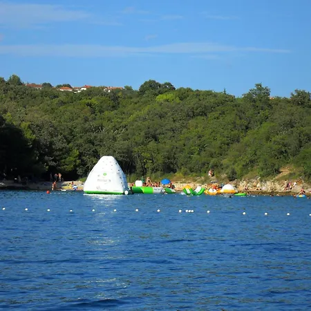 Apartman And Studio Jelusic