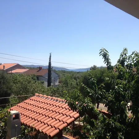 Apartman And Studio Jelusic Pinezici (Krk)